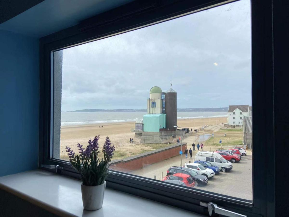 Lovely 2-Bedrooms Apartment Step To The Beach Swansea Exterior photo